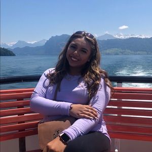 Meet your Posher, Jackie